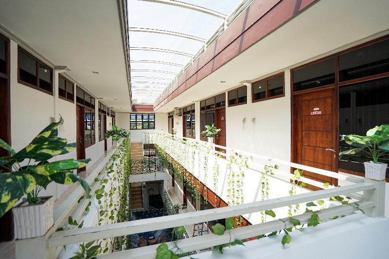 Reddoorz At Pondok Candra Surabaya Eksteriør billede